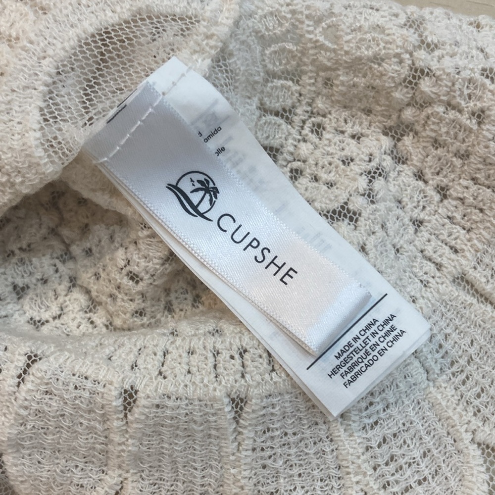Cupshe swim cover up - Picture 4 of 16